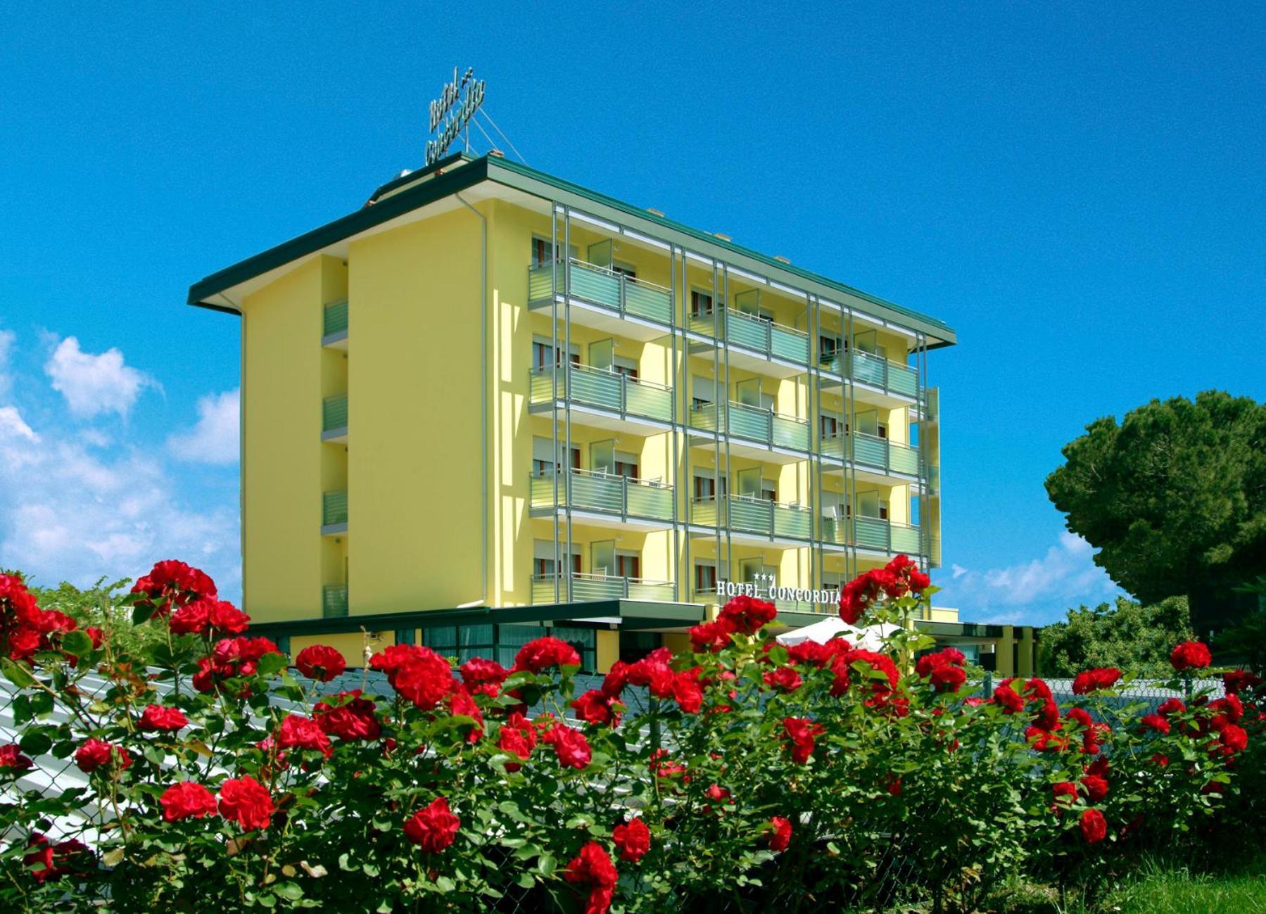 Hotel Concordia 3S Bibione Buitenkant foto